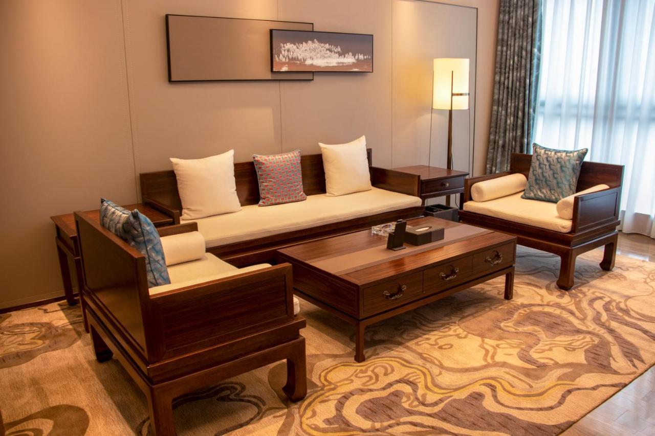 Guangzhou Pazhou Ln Dongfang Hotel 外观 照片