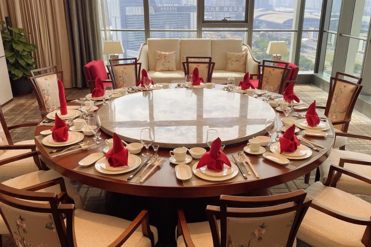 Guangzhou Pazhou Ln Dongfang Hotel 外观 照片