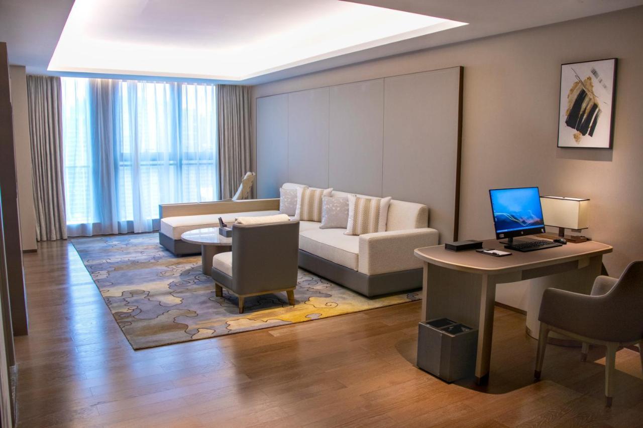 Guangzhou Pazhou Ln Dongfang Hotel 外观 照片