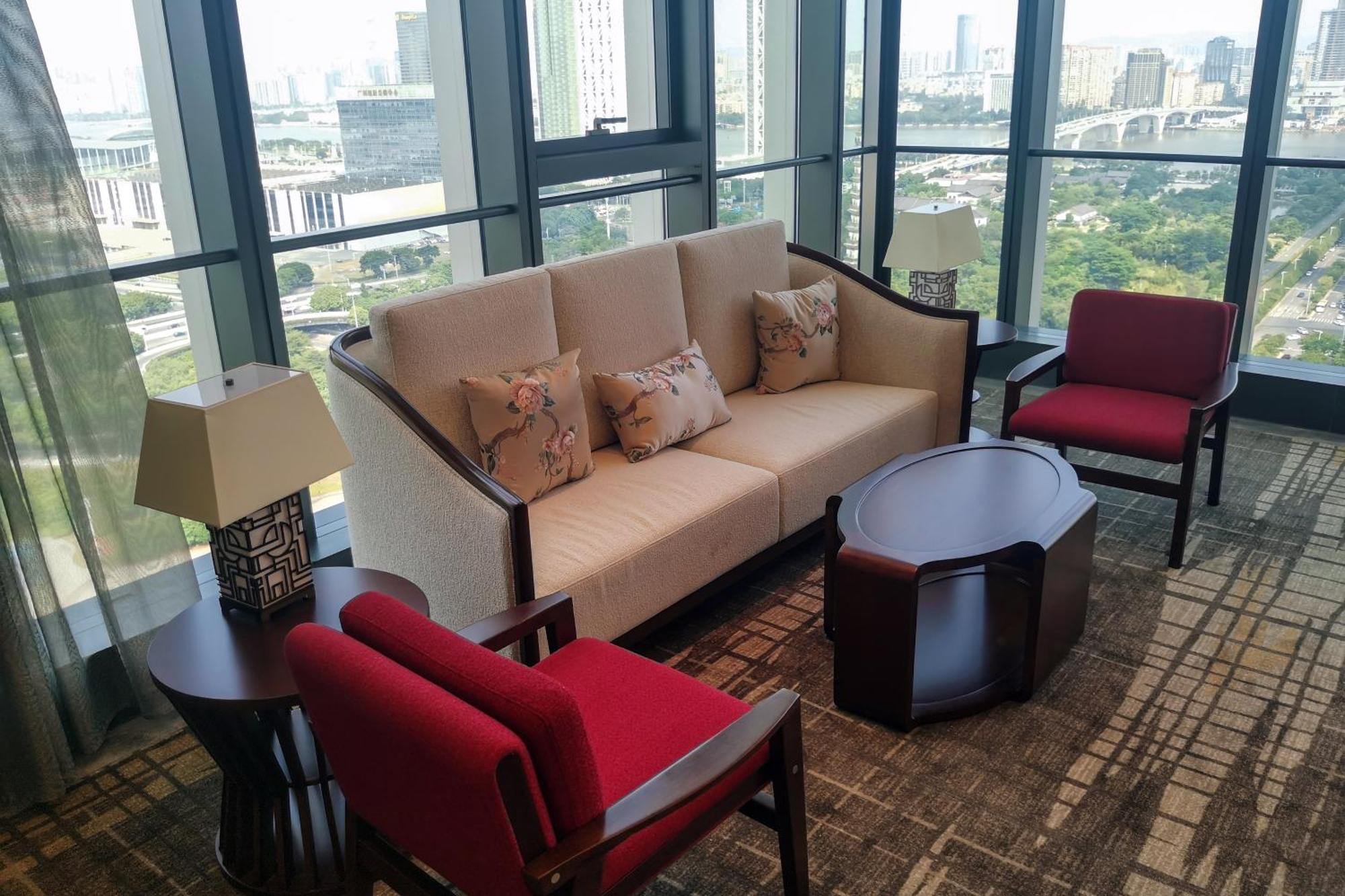 Guangzhou Pazhou Ln Dongfang Hotel 外观 照片